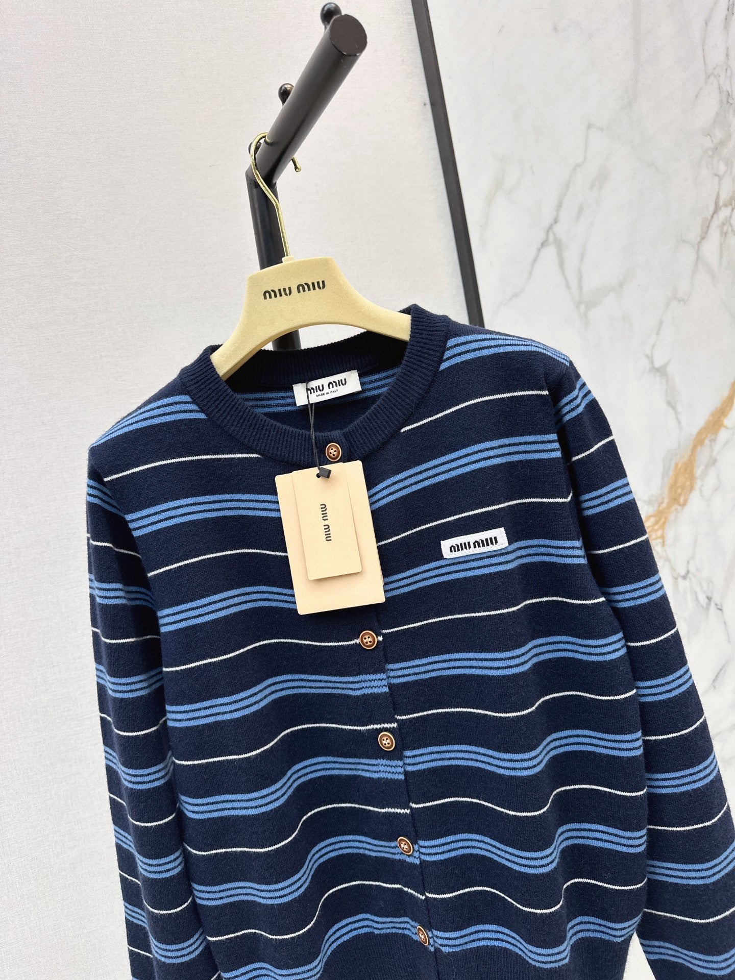 MiuMiu/26 Early Autumn Latest Knit Cardigan