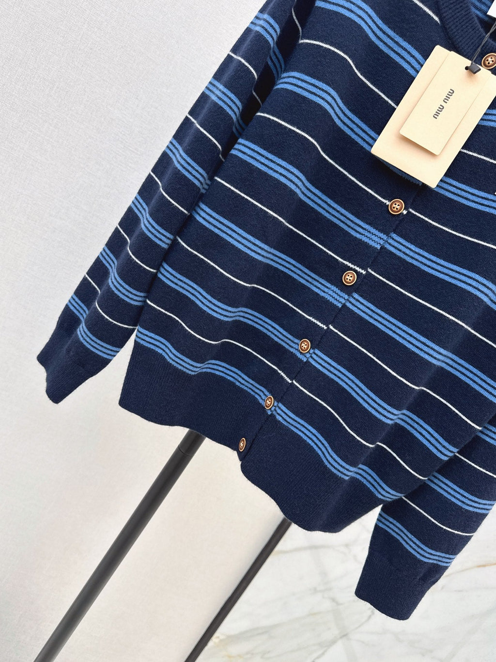 MiuMiu/26 Early Autumn Latest Knit Cardigan
