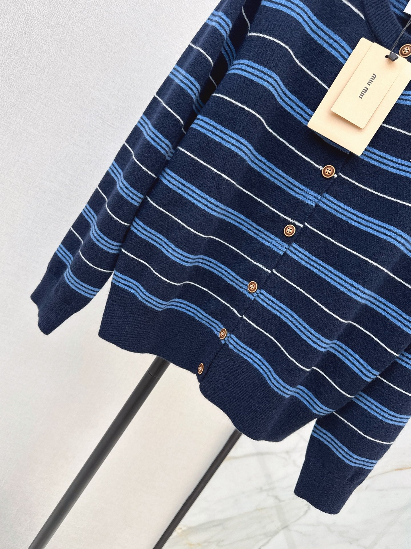 MiuMiu/26 Early Autumn Latest Knit Cardigan