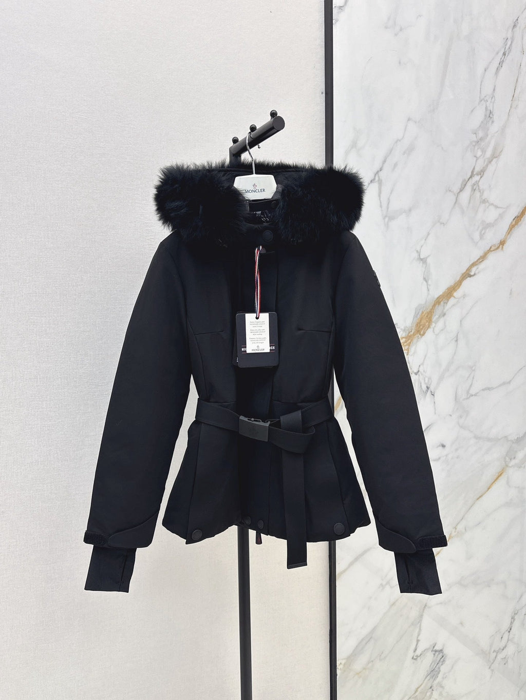 Moncler/26 Fall/Winter Latest Short Waist-Style Down Jacket