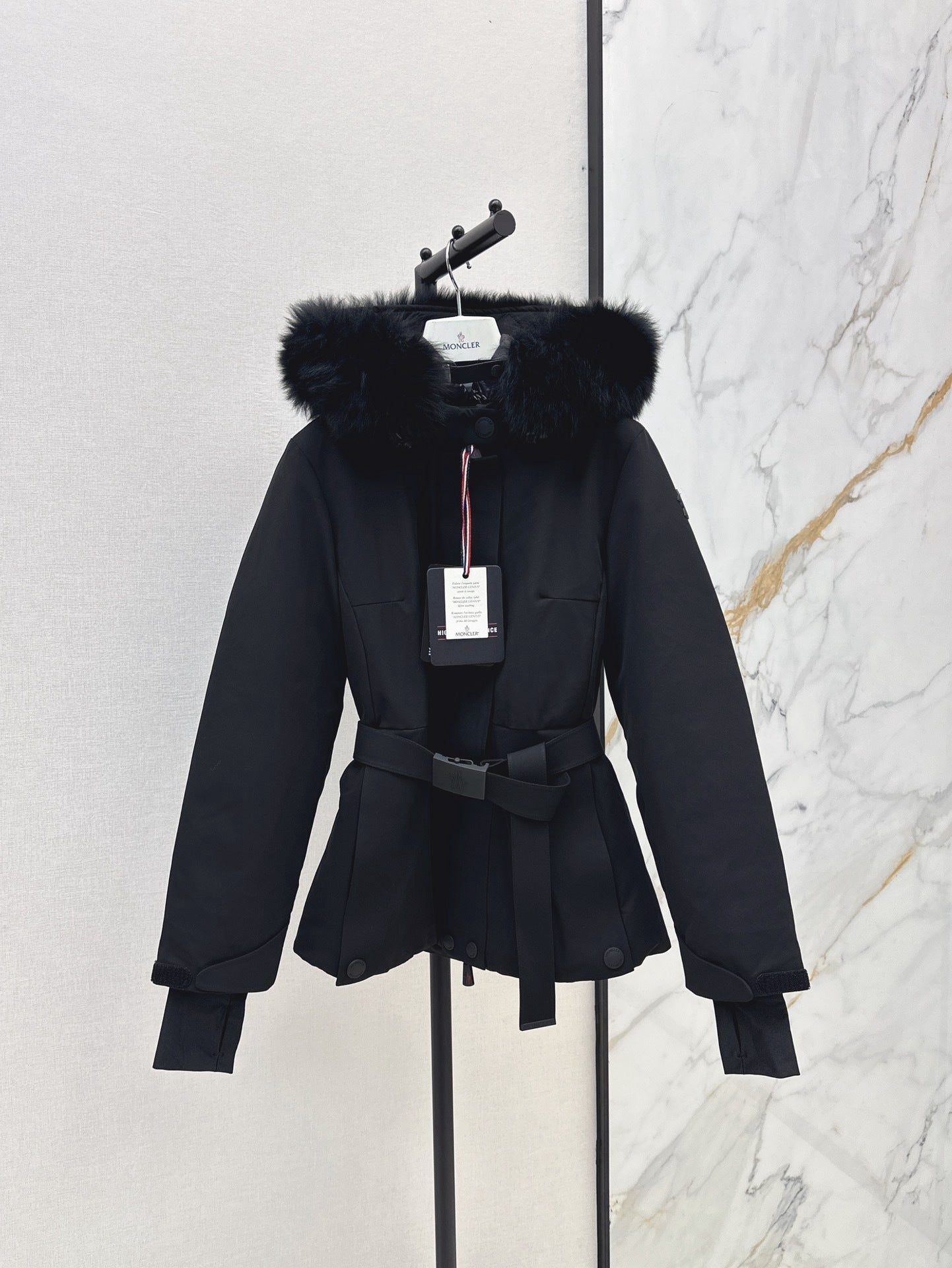 Moncler/26 Fall/Winter Latest Short Waist-Style Down Jacket