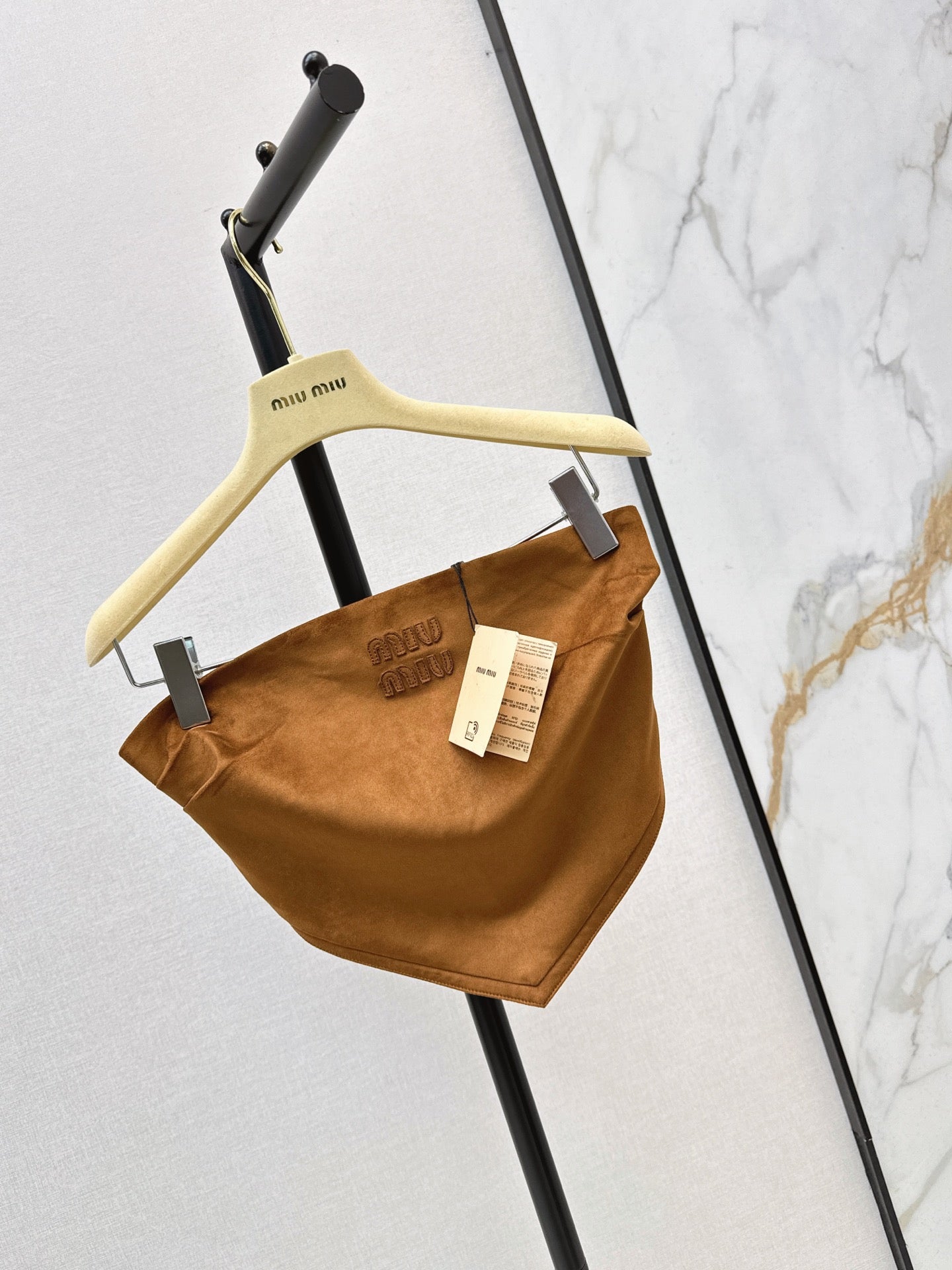 MiuMiu/26Ss Early Autumn New Strapless Top