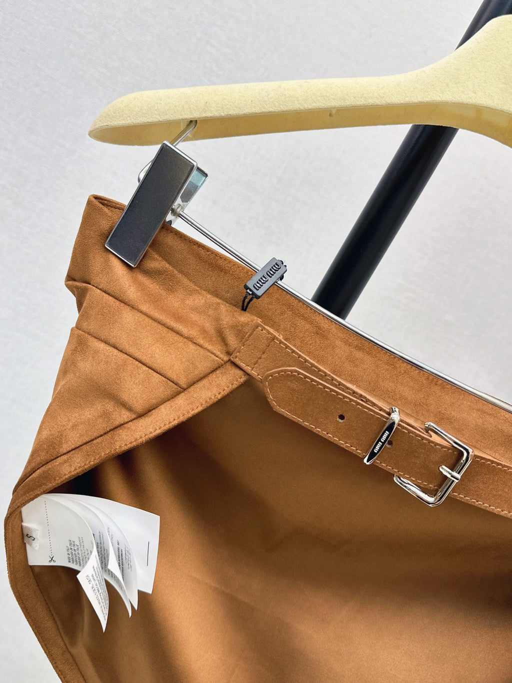 MiuMiu/26Ss Early Autumn New Strapless Top