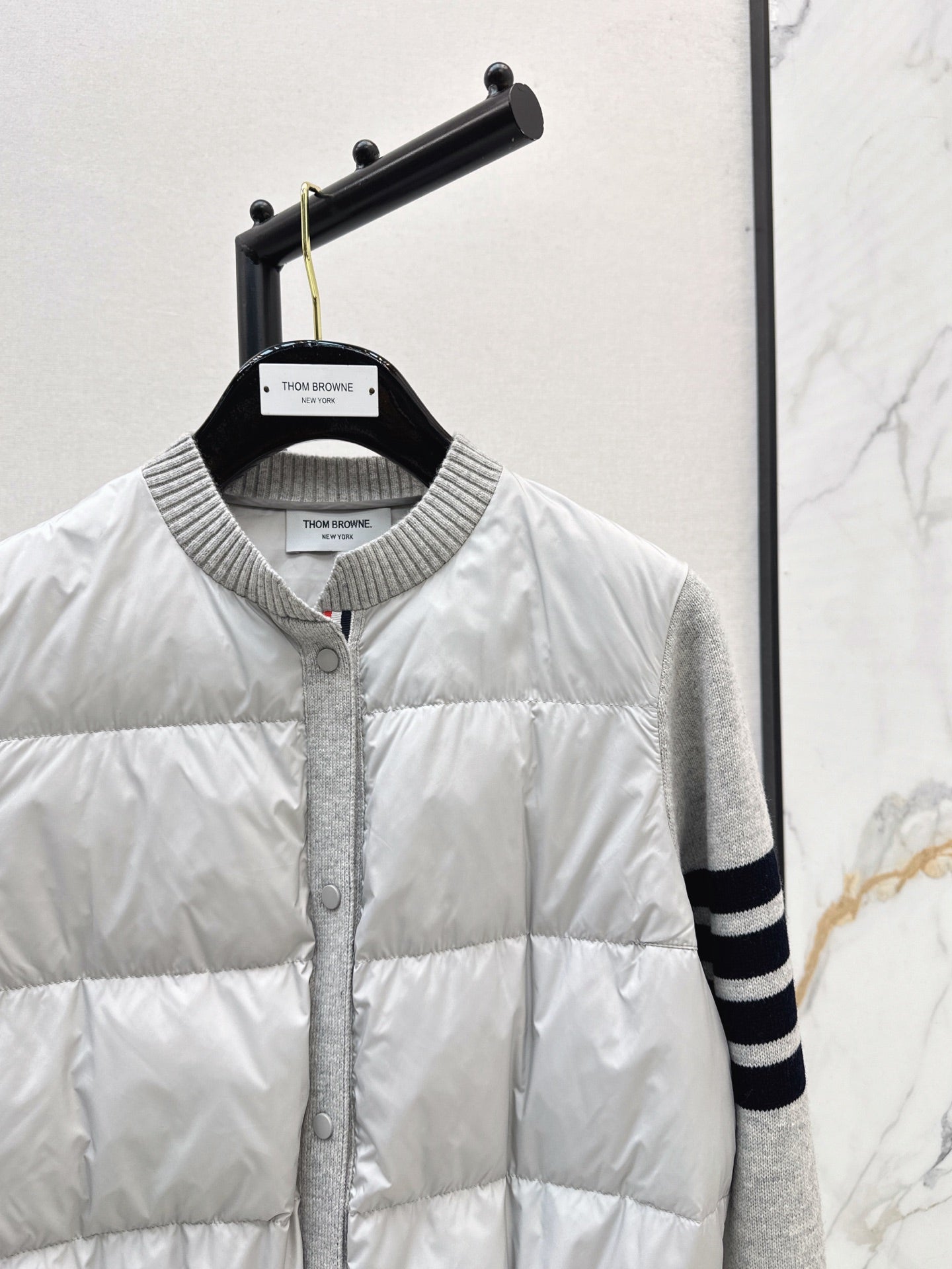 Thom Browne/26 Early Autumn Latest Short Down Jacket with Collar