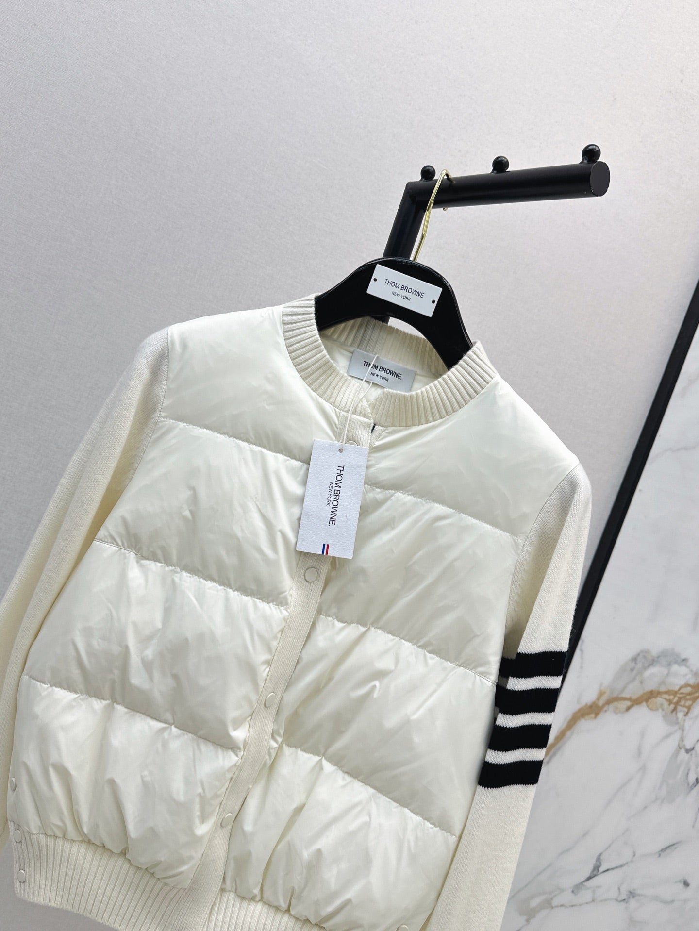 Thom Browne/26 Early Autumn Latest Short Down Jacket with Collar