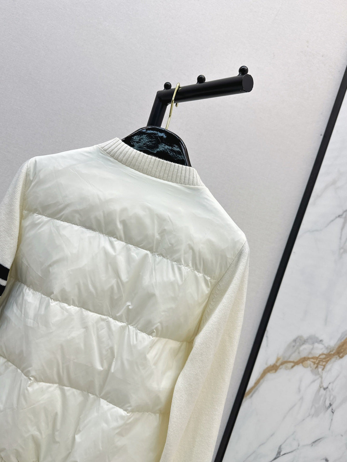 Thom Browne/26 Early Autumn Latest Short Down Jacket with Collar