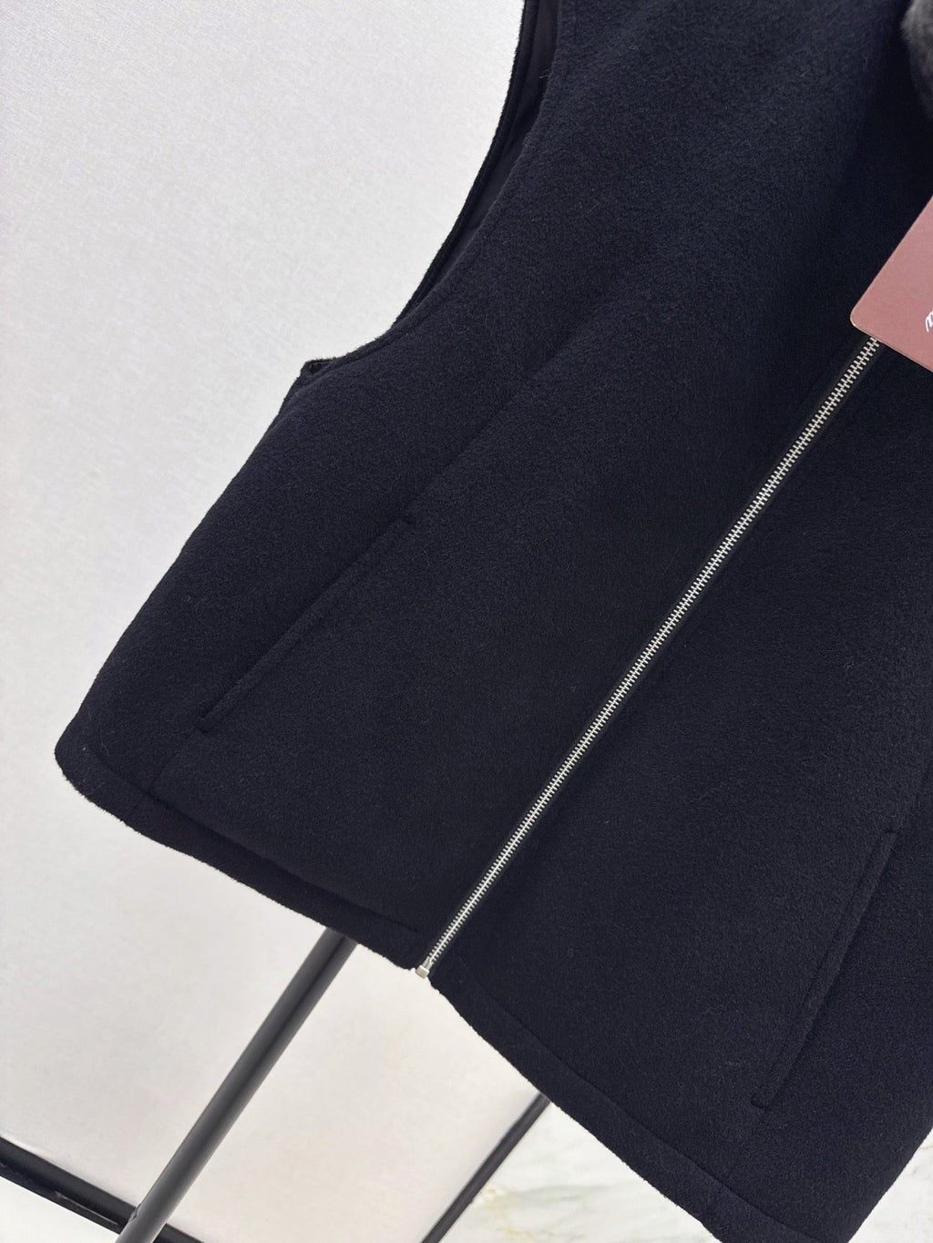 LORO PIANA/ 26 Early Autumn Latest Wool Vest