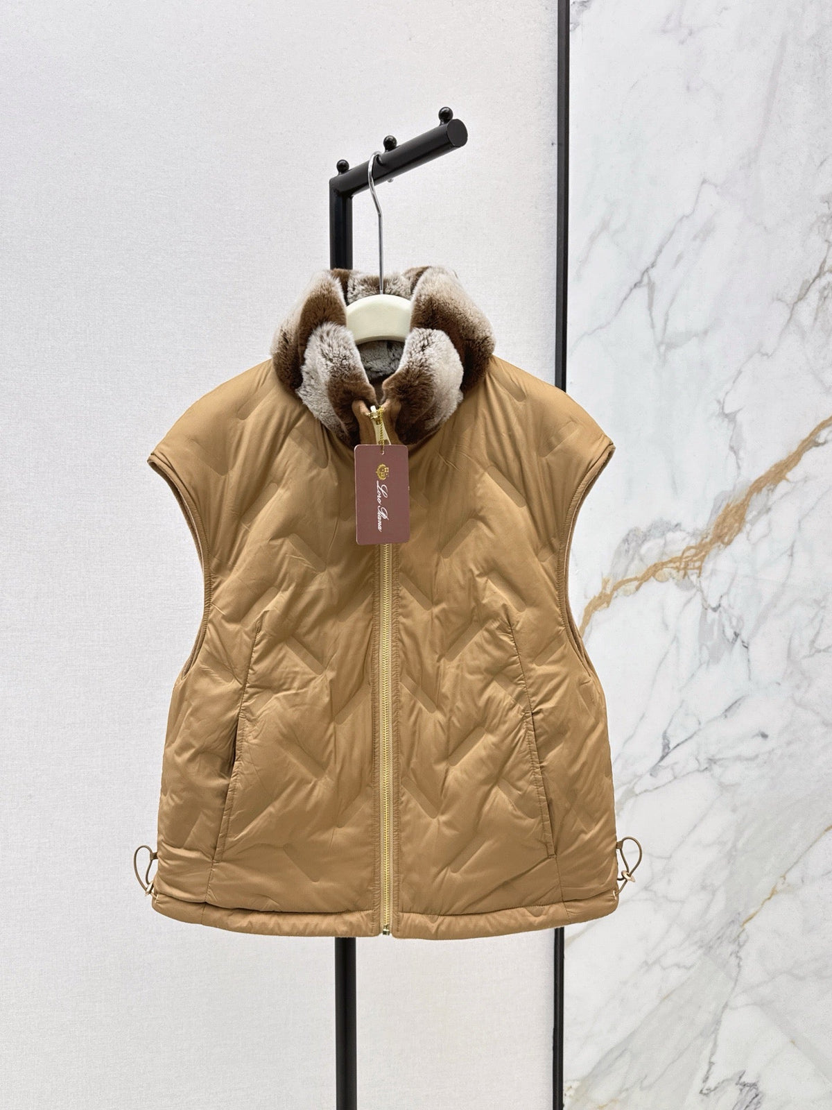 LORO PIANA/ 26 Early Autumn Latest Wool Vest