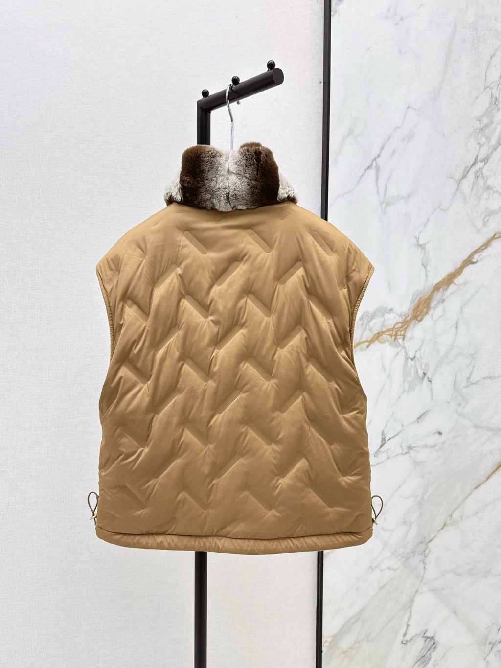 LORO PIANA/ 26 Early Autumn Latest Wool Vest