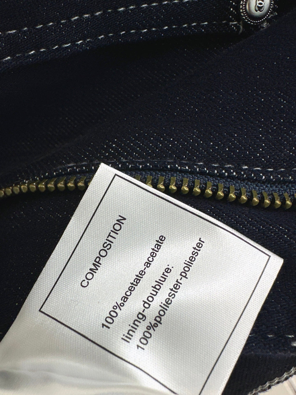 Chanel / 26 Early Autumn Latest Straight-Leg Jeans
