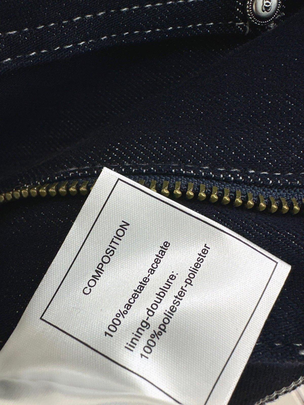 Chanel / 26 Early Autumn Latest Straight-Leg Jeans