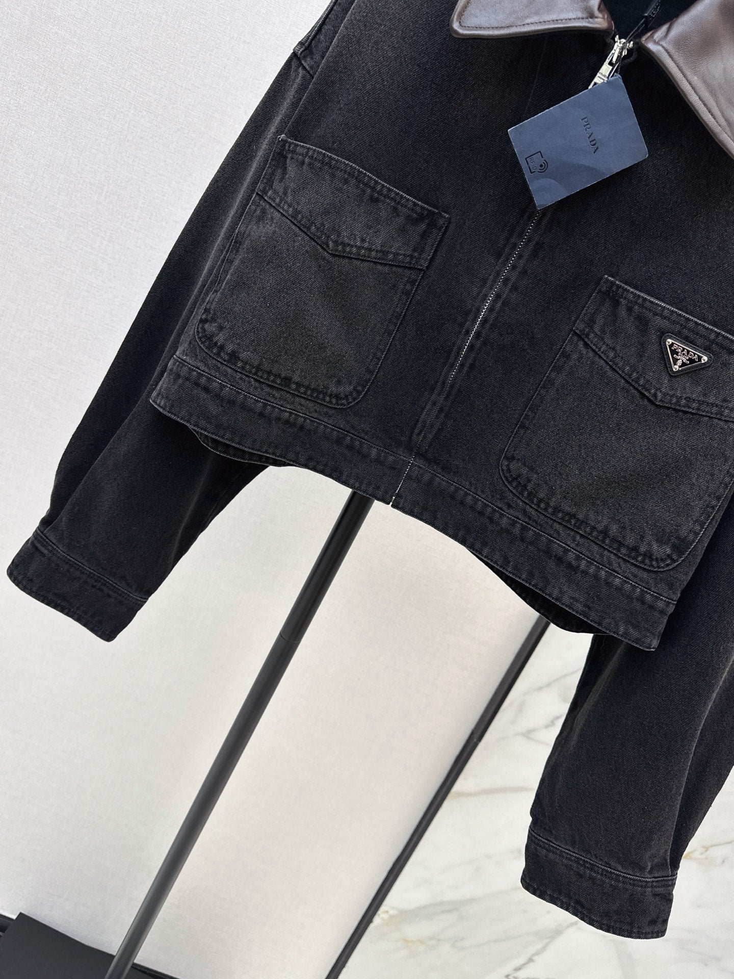Prada/26 Early Autumn New Lapel Denim Jacket