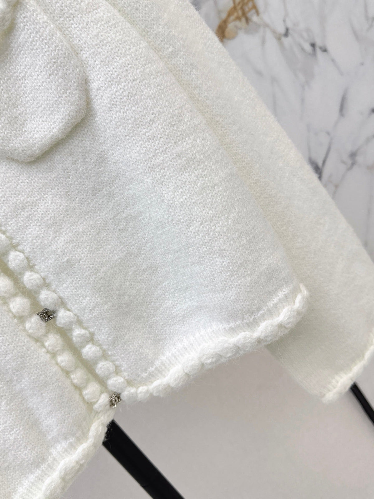 Chanel/26 Early Autumn Latest Coco Girl Polo Collar Knit Cardigan