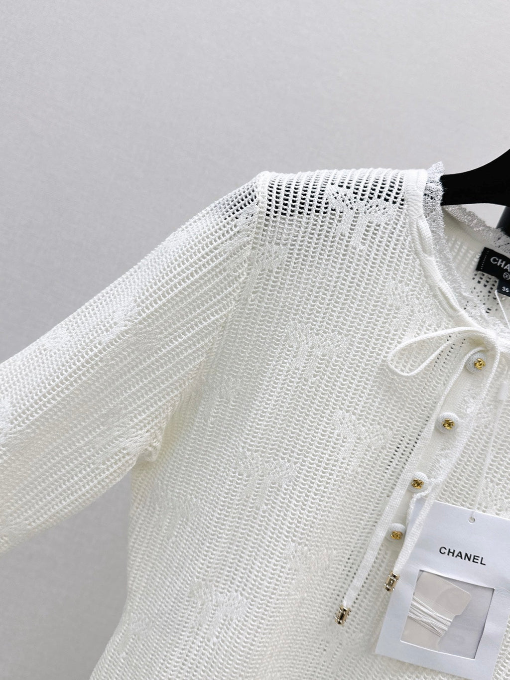 Chanel/26 Early Autumn Latest Hollow-Out Long-Sleeve Knit Sweater