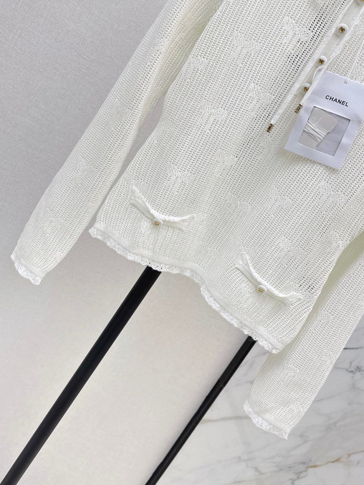 Chanel/26 Early Autumn Latest Hollow-Out Long-Sleeve Knit Sweater