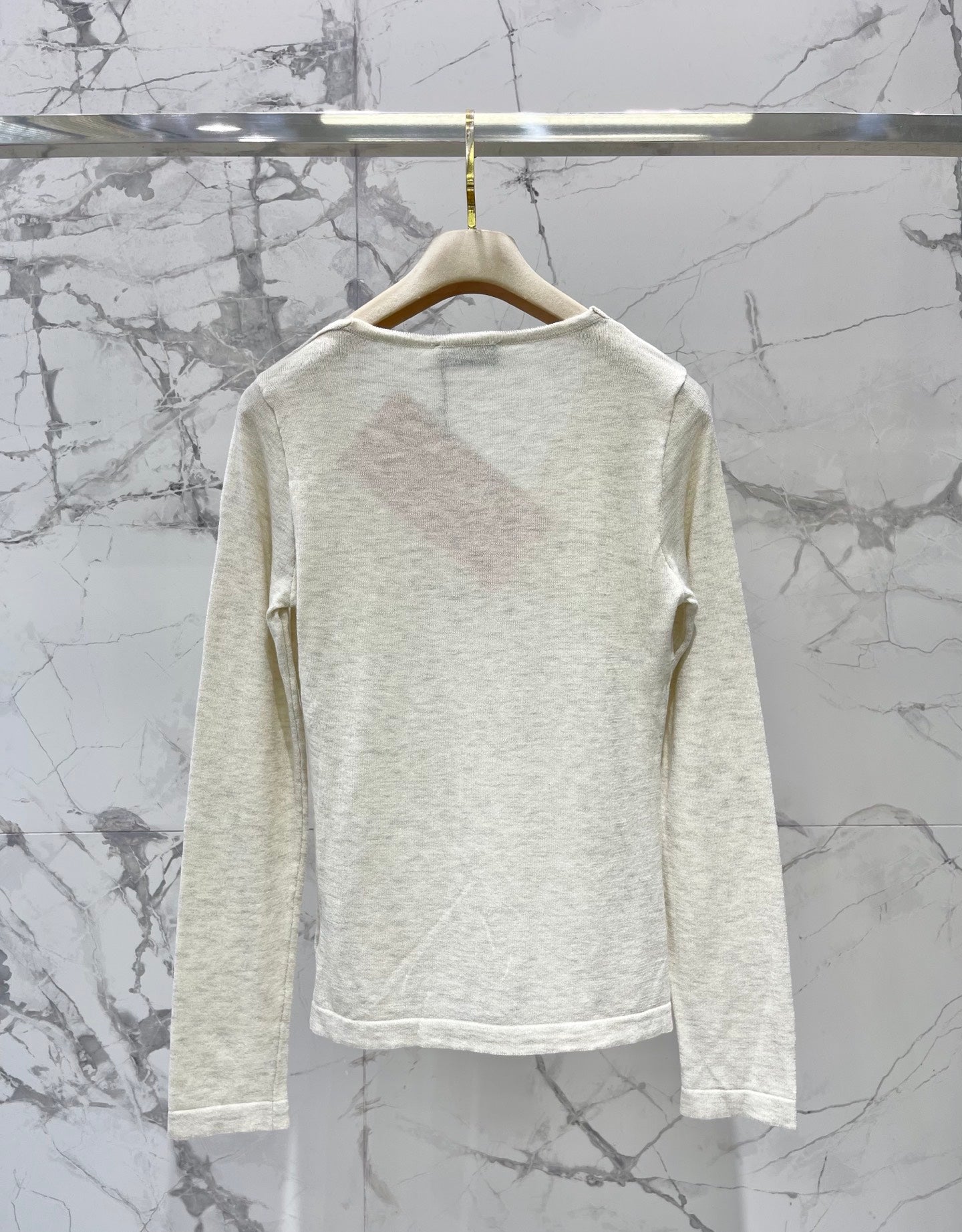 MiuMiu/26 New Early Autumn V-Neck Soft Curved Top