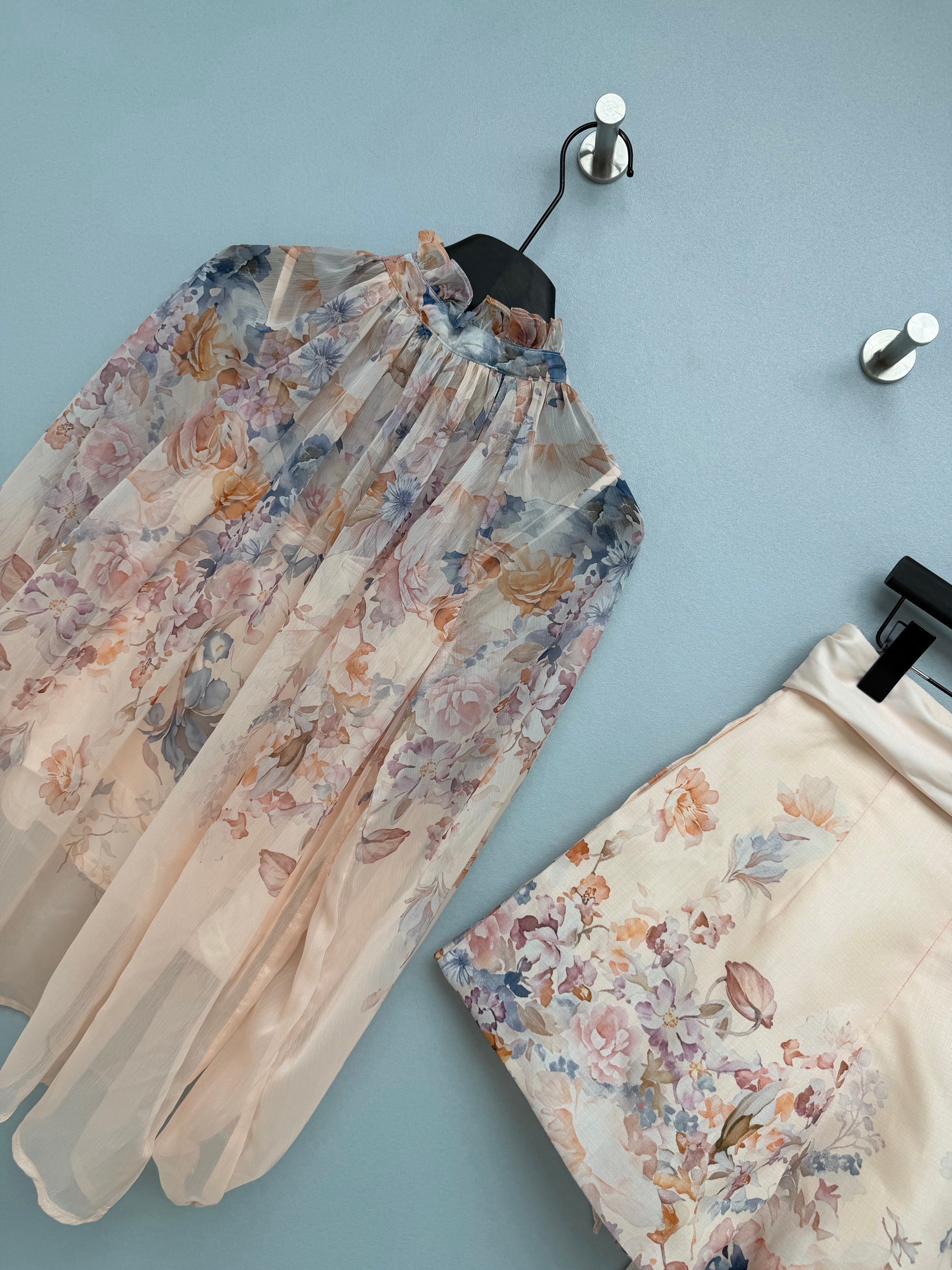zimmermann/26 New Style Watercolor Floral Print Chiffon Top + Shorts Set for Sale