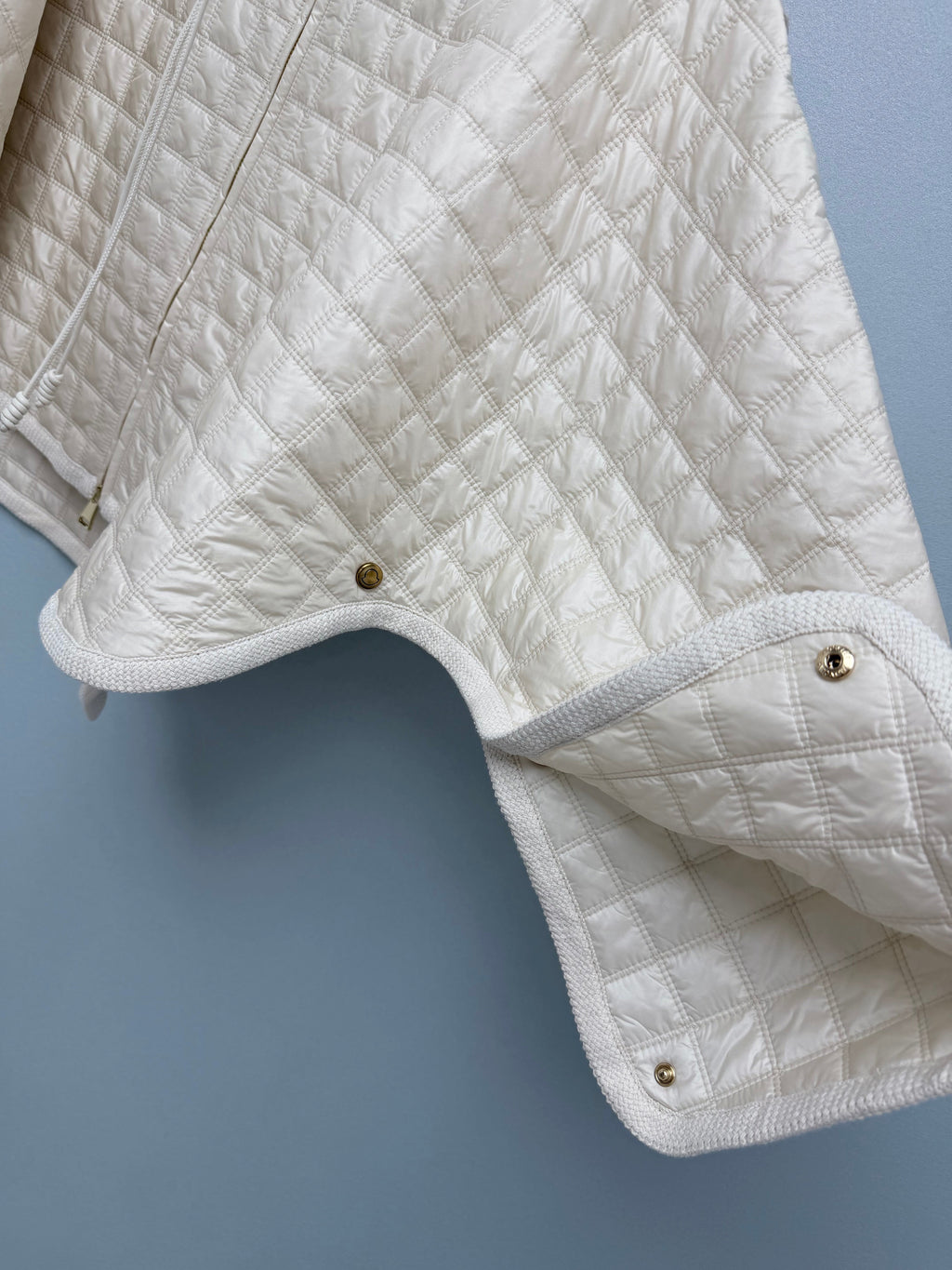 Moncler/26 Latest New Cape-Style Puffer Jacket