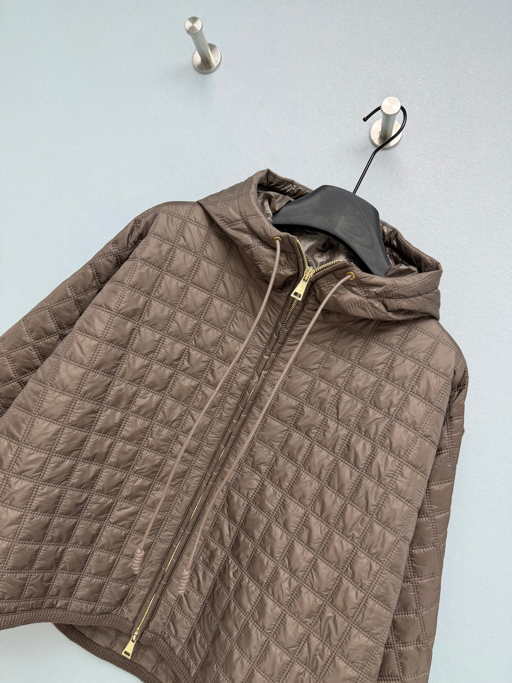 Moncler/26 Latest New Cape-Style Puffer Jacket