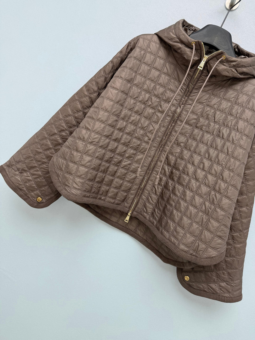Moncler/26 Latest New Cape-Style Puffer Jacket
