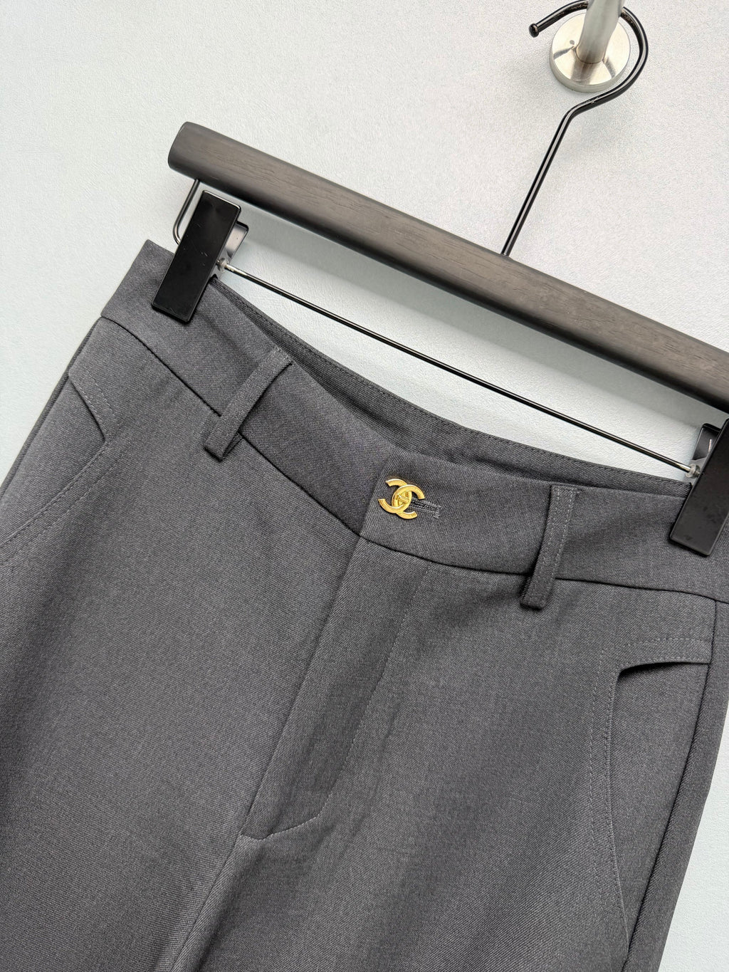 Chanel / New High-Waist Wide-Leg Pants