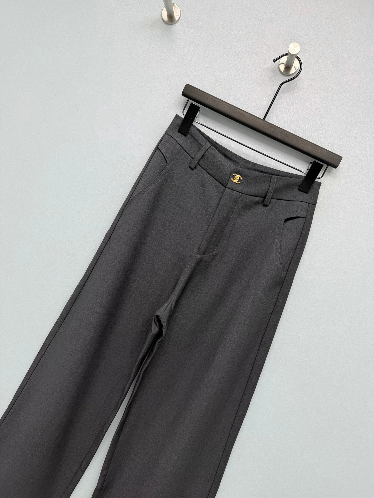Chanel / New High-Waist Wide-Leg Pants