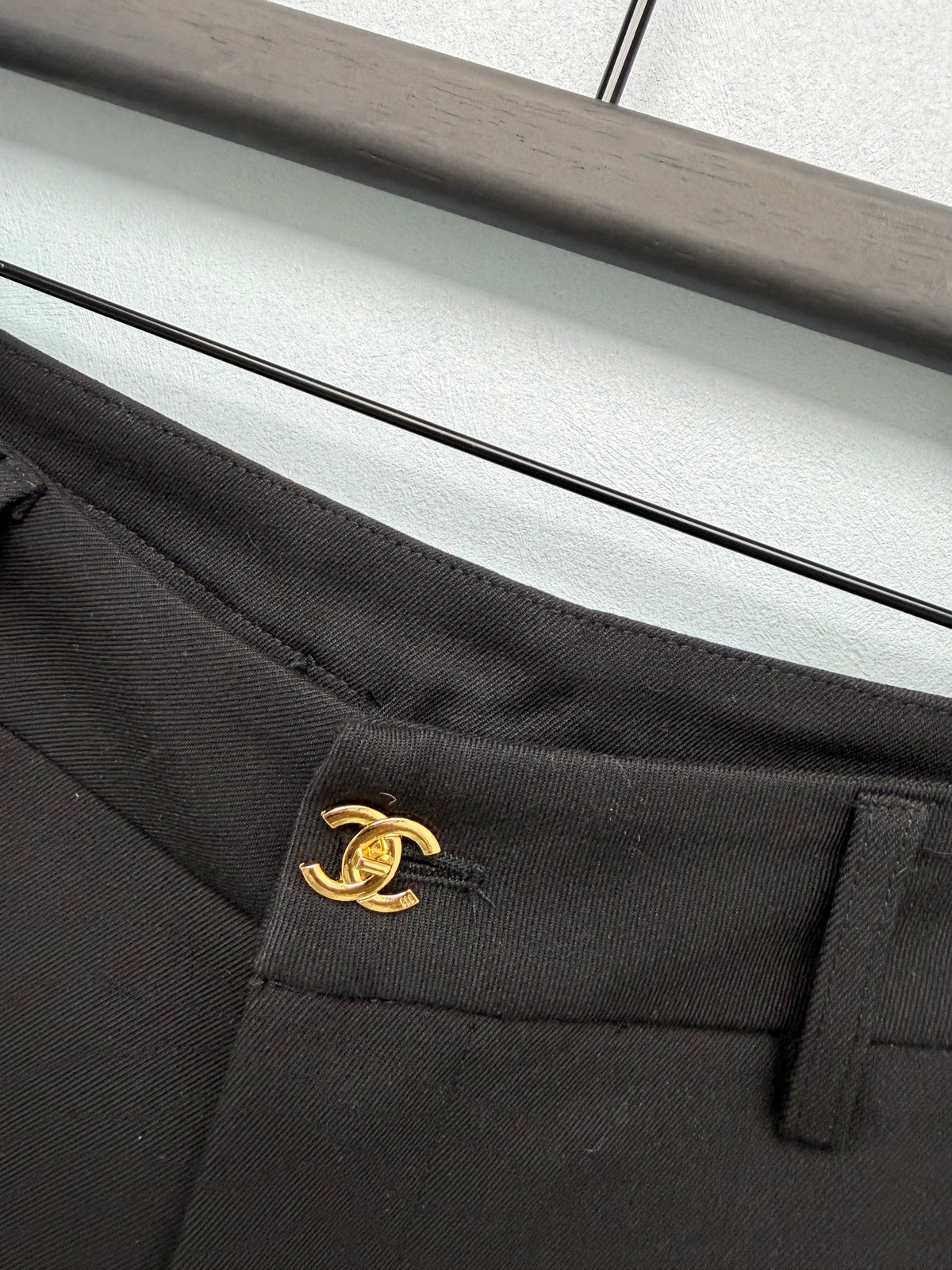 Chanel / New High-Waist Wide-Leg Pants