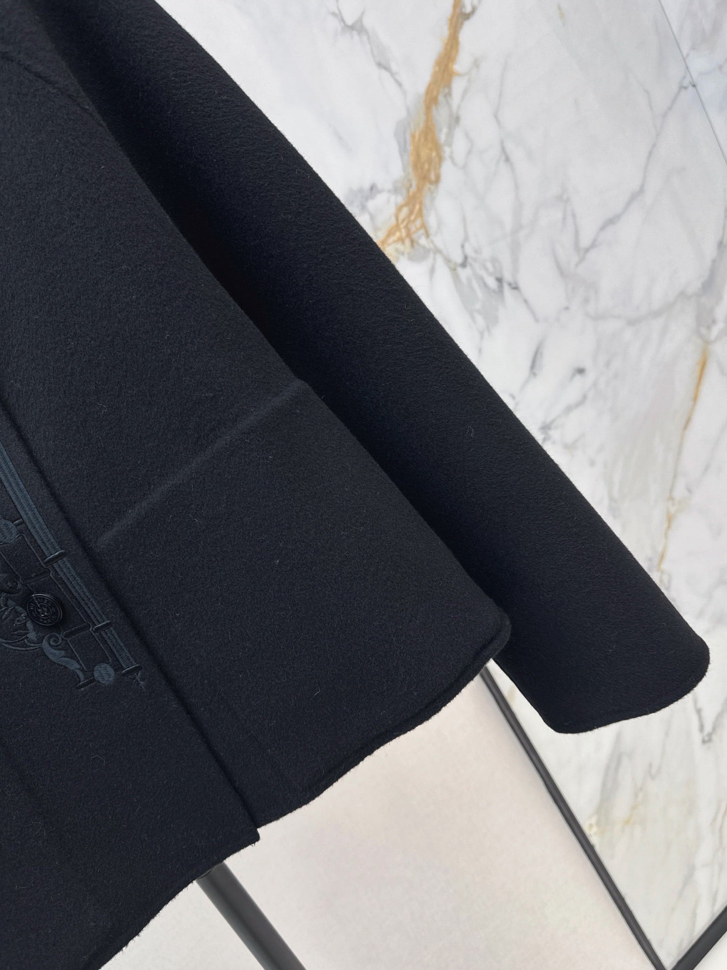 Hermès/Fall-Winter Latest Embroidered Reversible Wool Coat