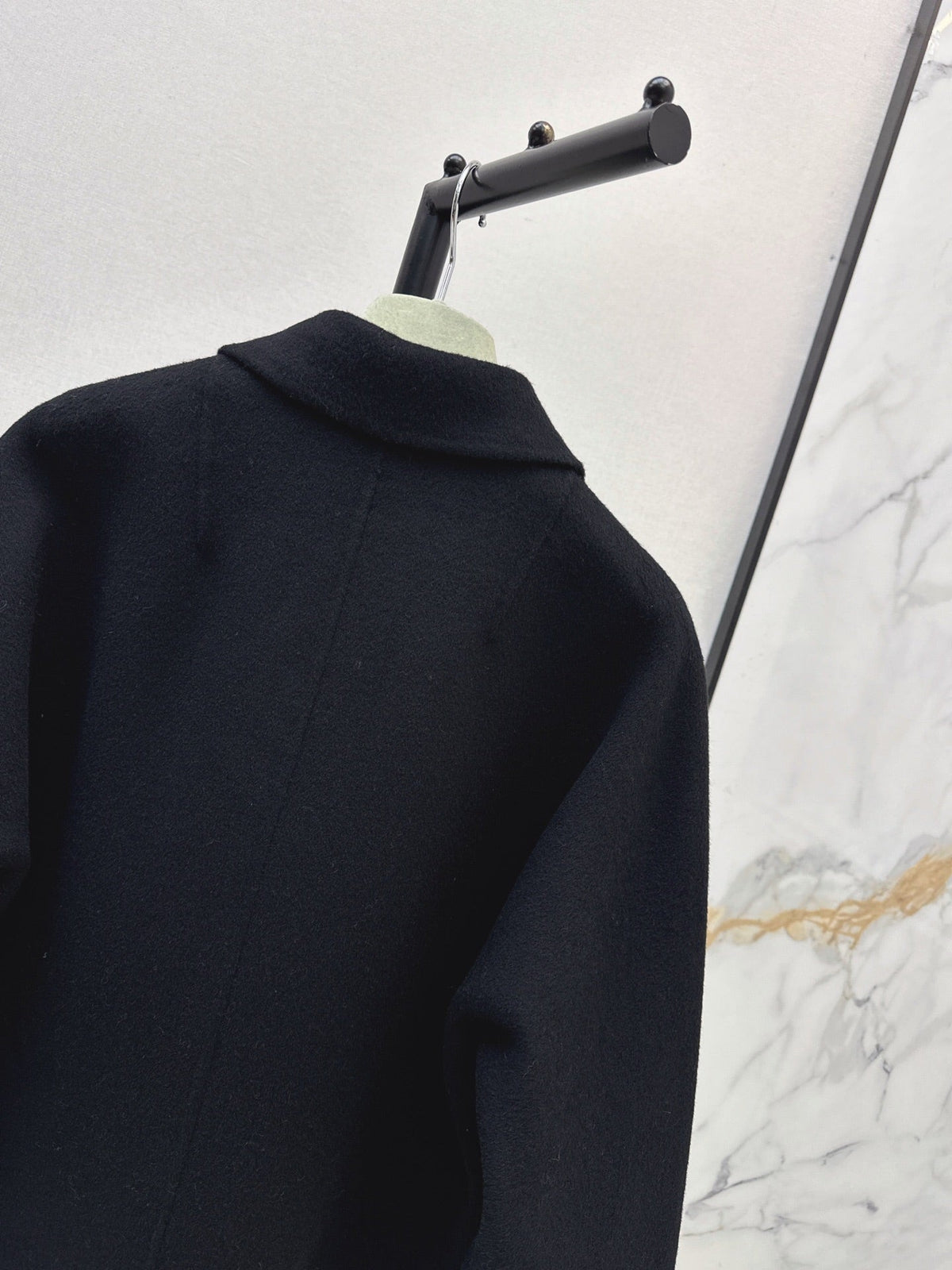Hermès/Fall-Winter Latest Embroidered Reversible Wool Coat