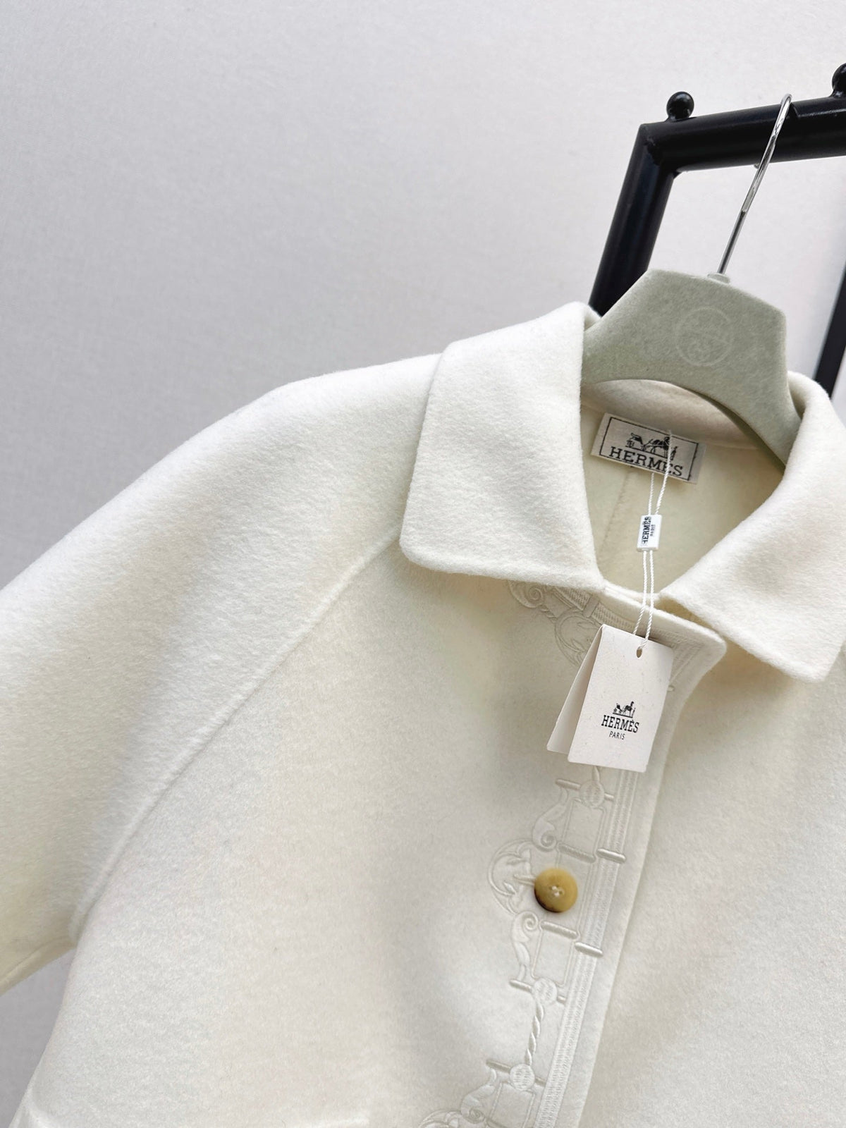 Hermès/Fall-Winter Latest Embroidered Reversible Wool Coat