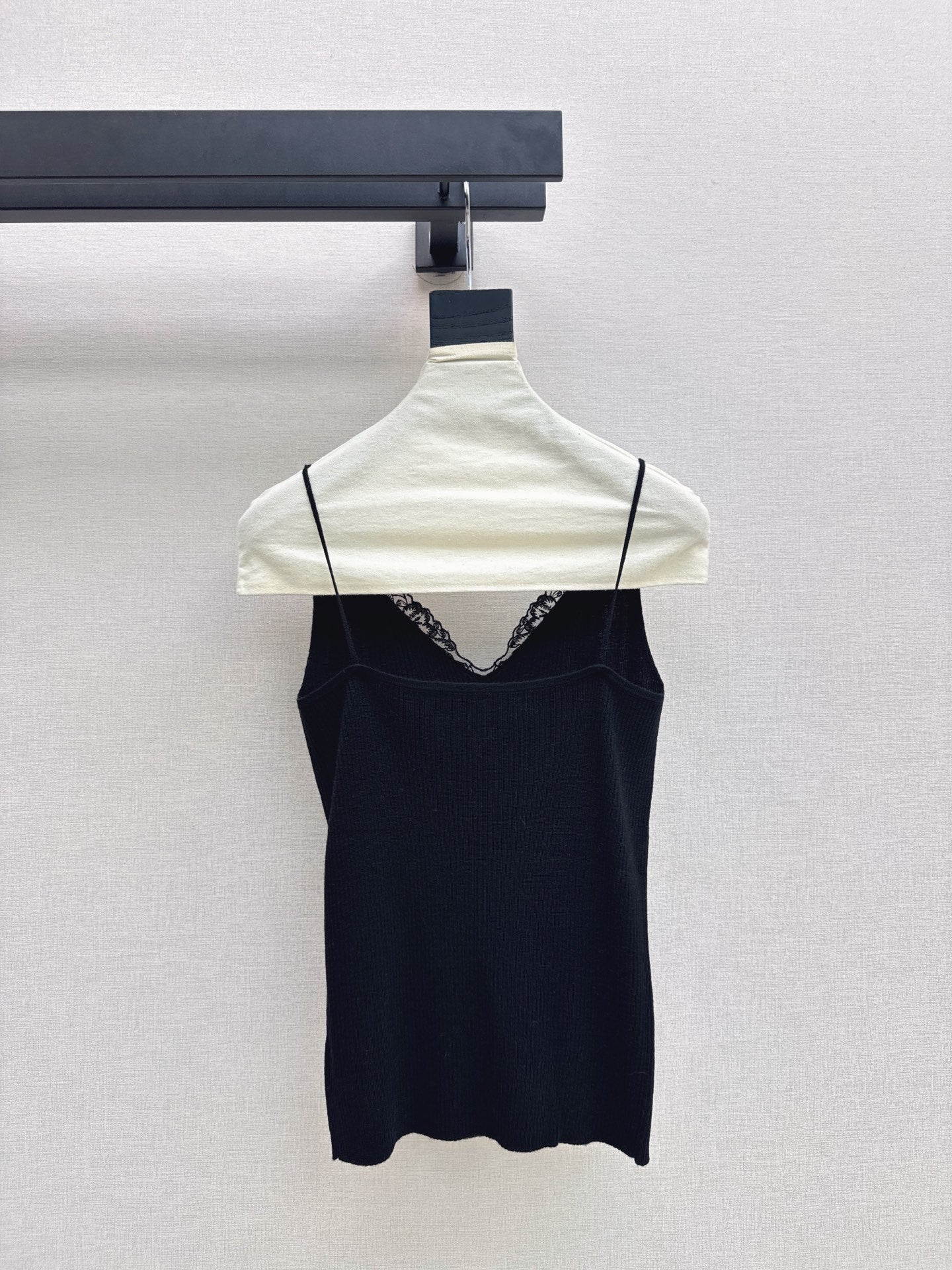 Yves Saint Laurent/Early Autumn New Pure & Cute Lace Camisole