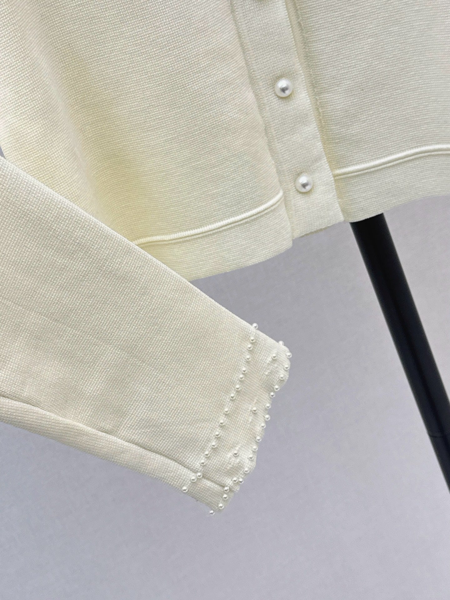chanel/26 Early Autumn Latest Heavy Beaded Knit Long Sleeve Cardigan