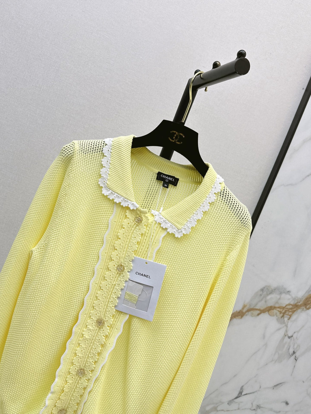 Chanel/26 Early Autumn Latest Knit Cardigan