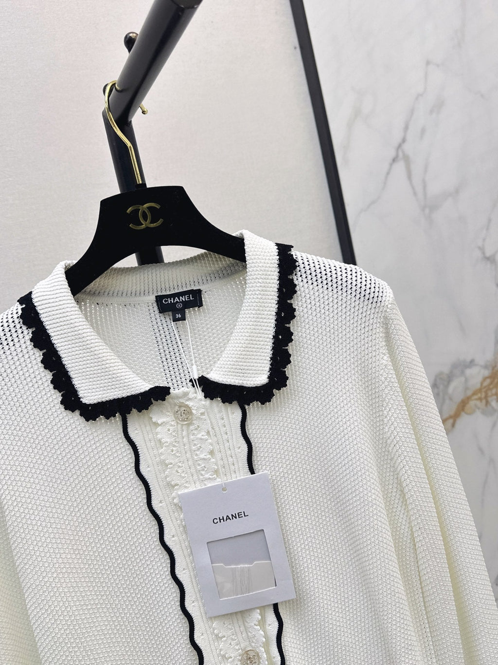 Chanel/26 Early Autumn Latest Knit Cardigan
