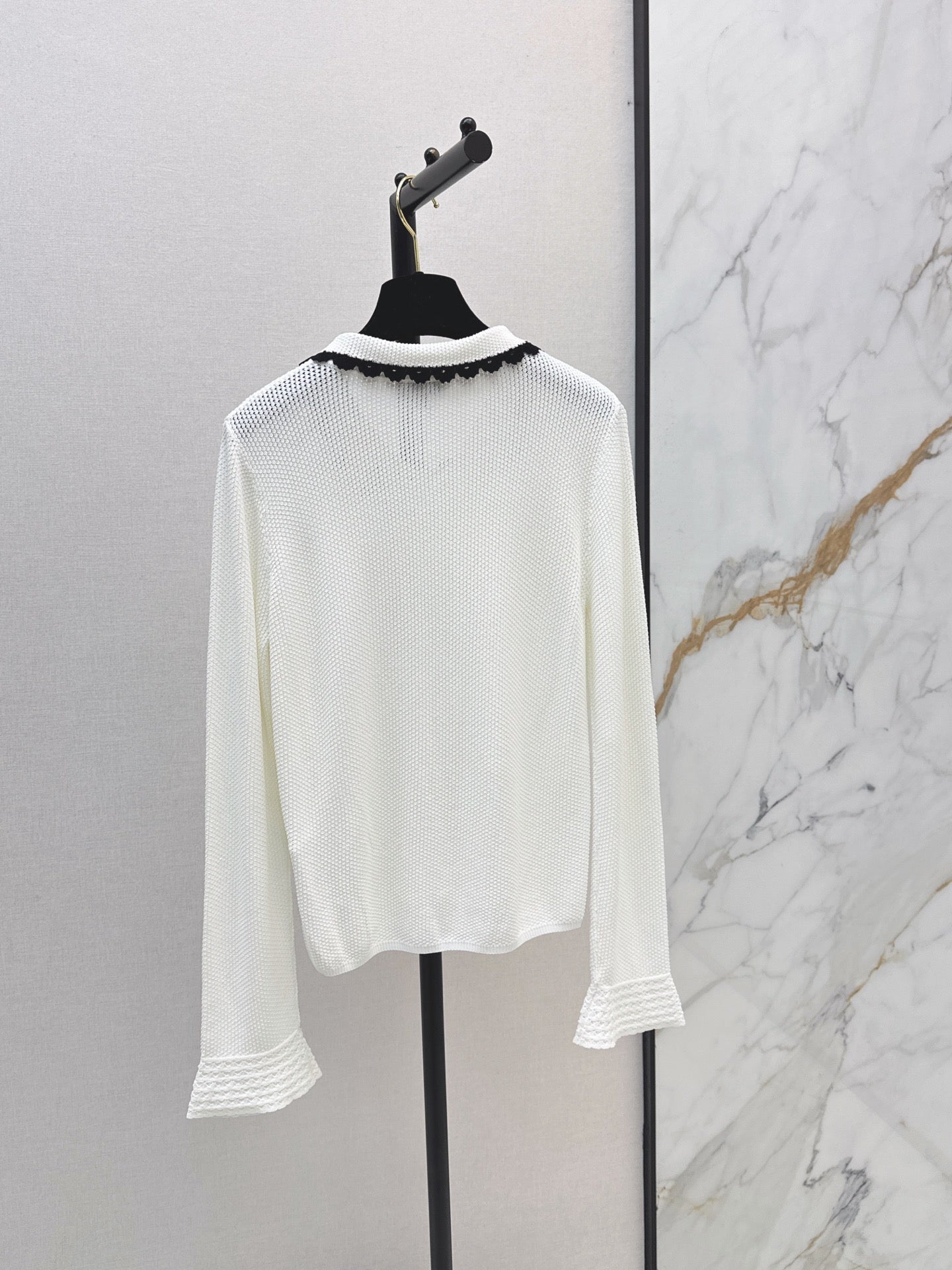 Chanel/26 Early Autumn Latest Knit Cardigan