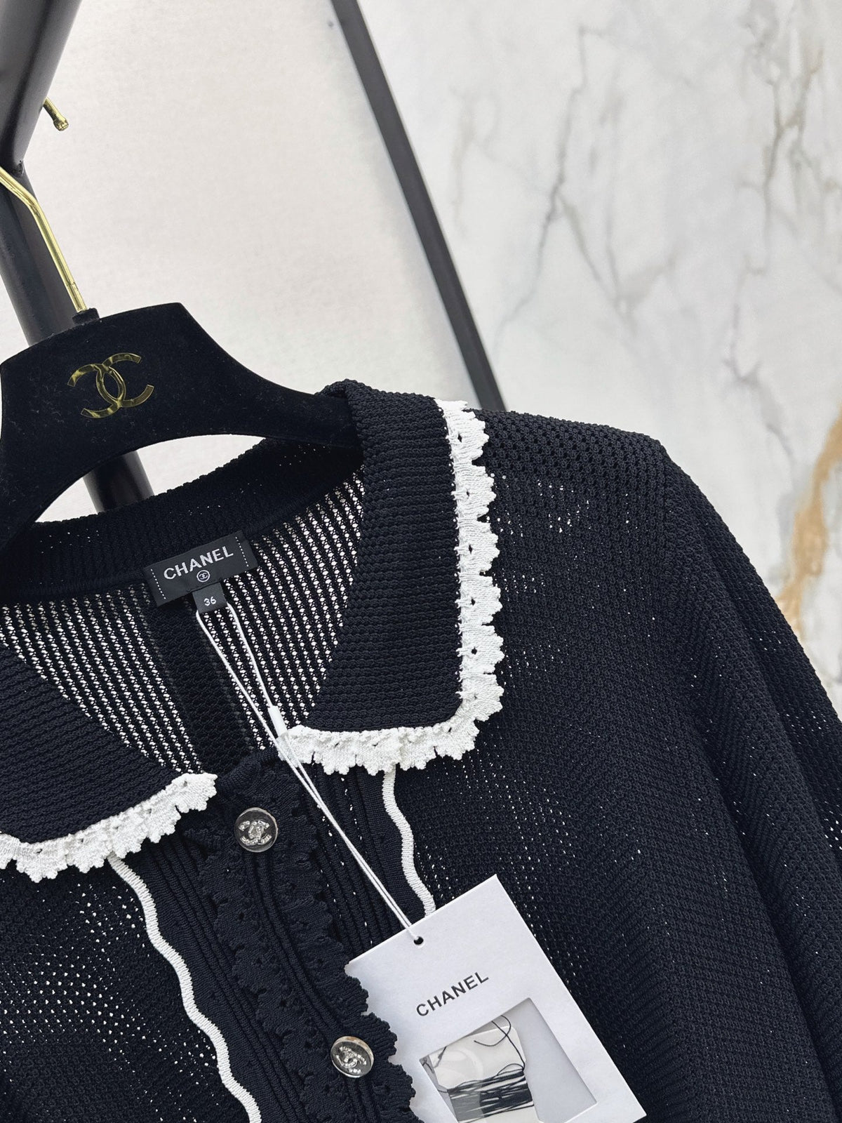Chanel/26 Early Autumn Latest Knit Cardigan