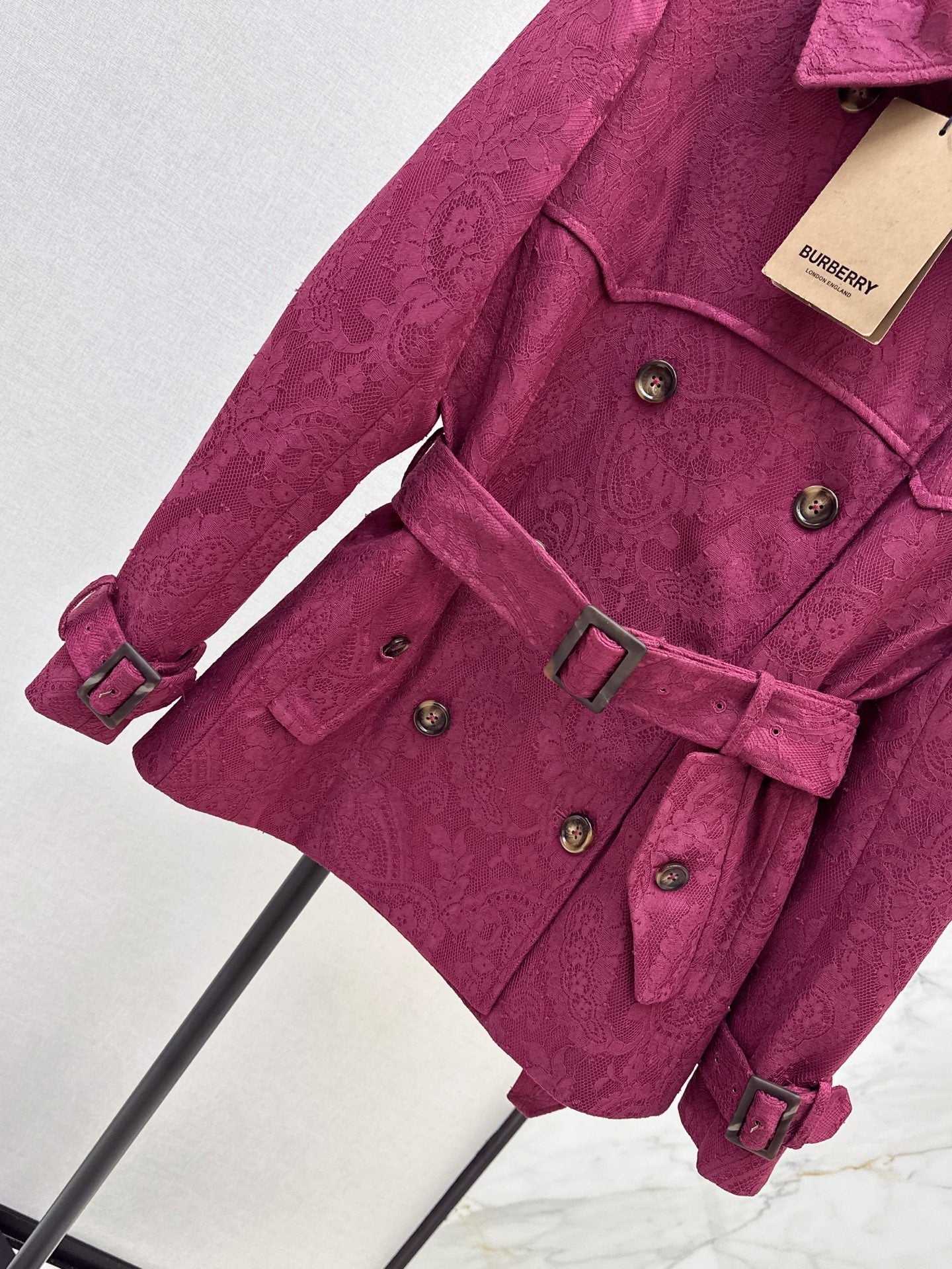 Burberry/26 Fall/Winter Latest Lace Cropped Trench Coat