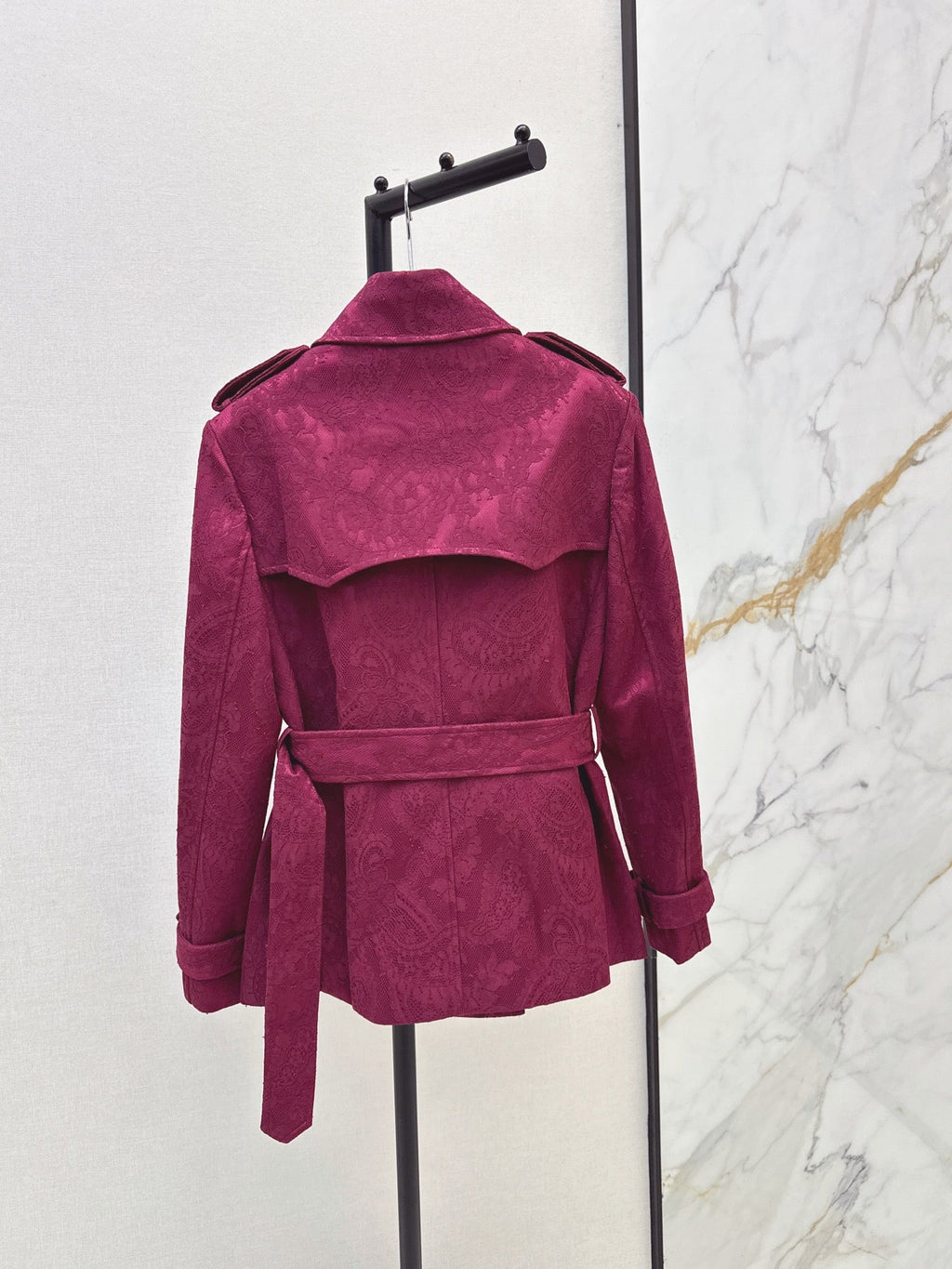 Burberry/26 Fall/Winter Latest Lace Cropped Trench Coat