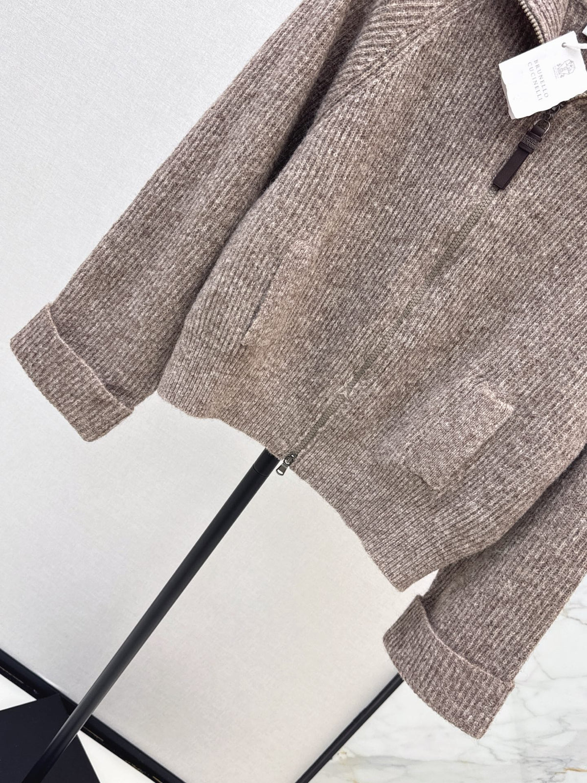 Brunello Cucinelli/26 Early Autumn Latest Vintage Style Outfit Textured Wool Cardigan