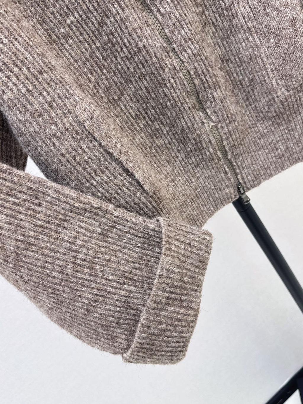 Brunello Cucinelli/26 Early Autumn Latest Vintage Style Outfit Textured Wool Cardigan