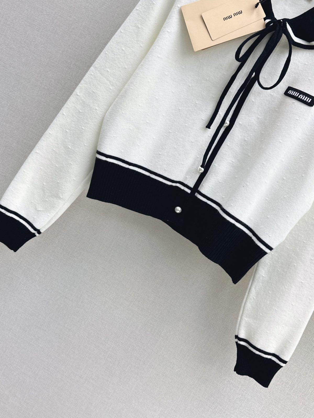 MiuMiu/26Latest Early-Autumn Outfit Set: A Youthful, Miu-Inspired Look