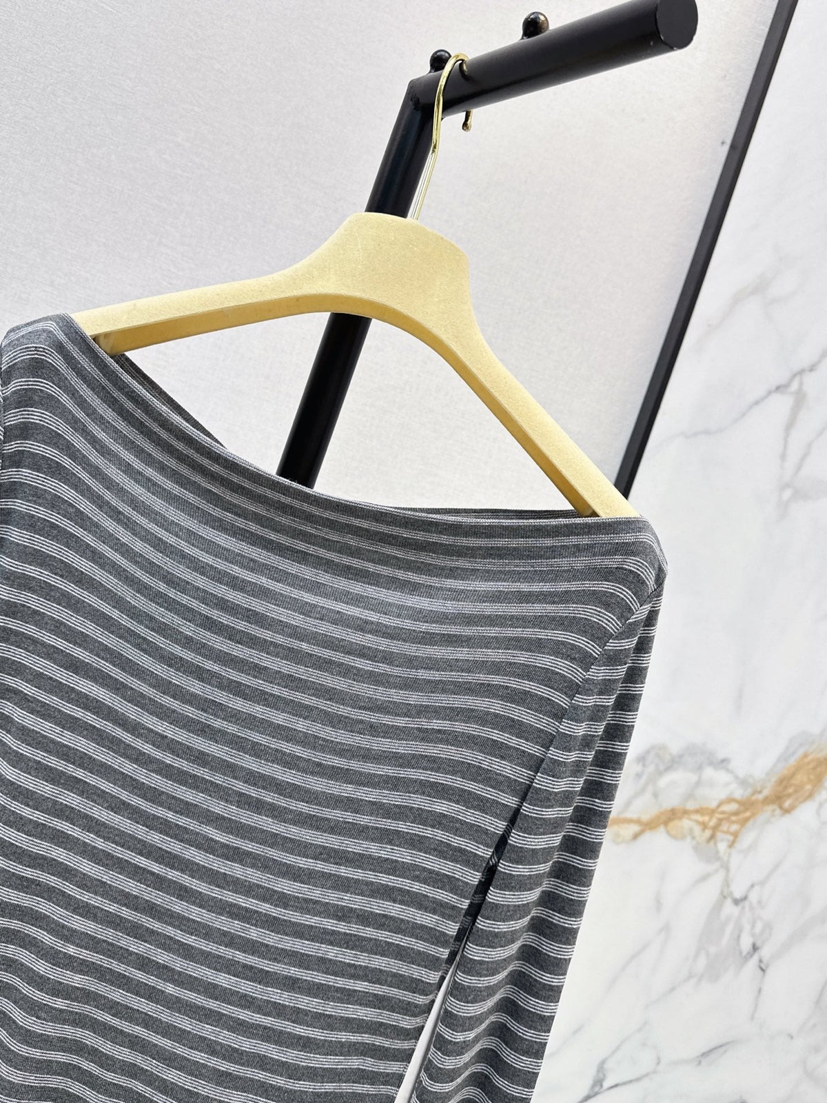 MiuMiu/26Latest Early Autumn Striped Cropped Top