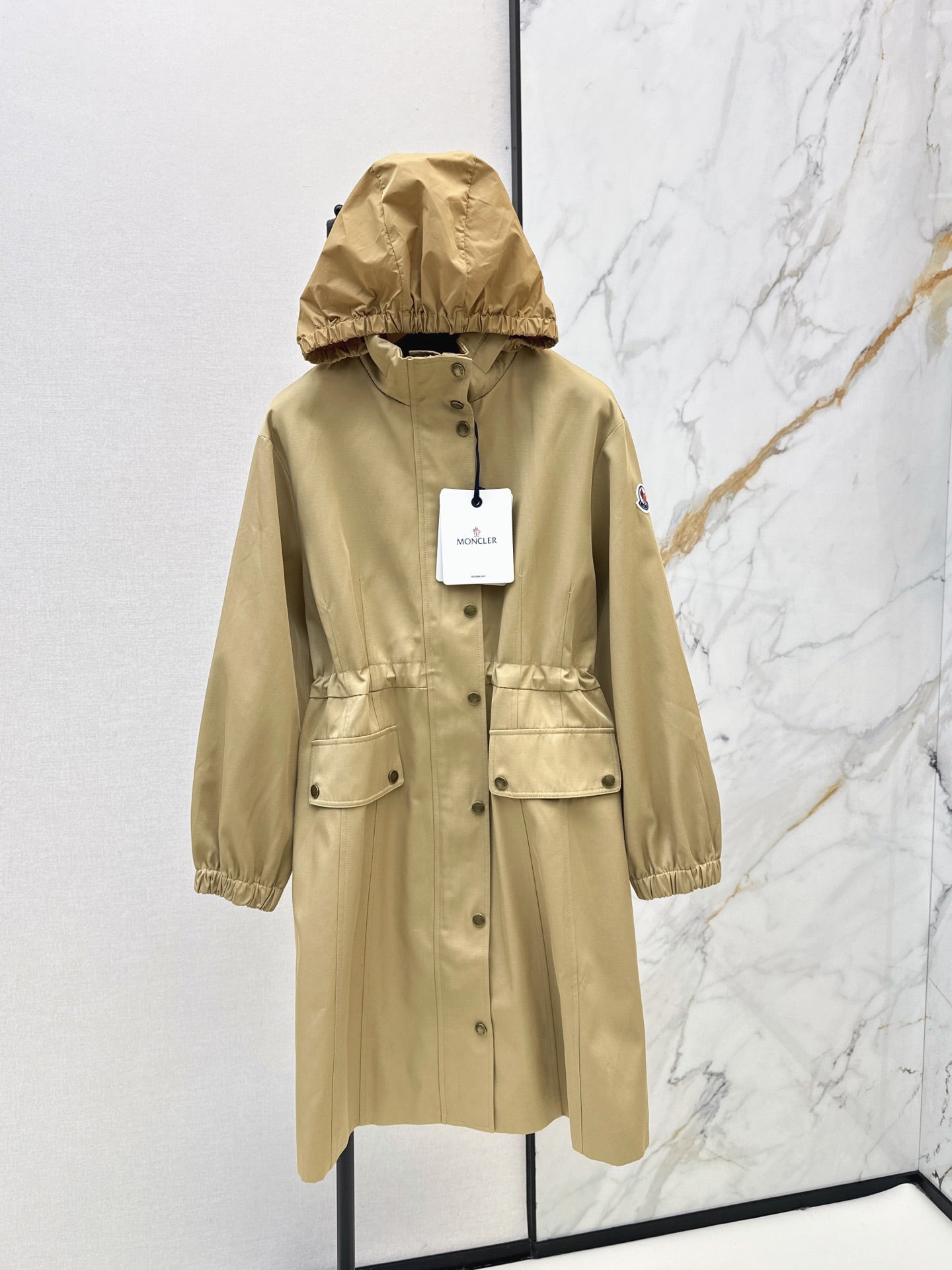 Moncler/26 Autumn-Winter Latest Workwear-Style Dress