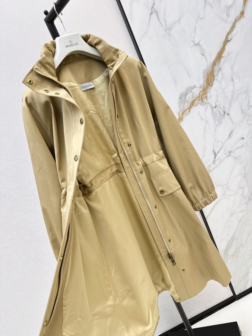 Moncler/26 Autumn-Winter Latest Workwear-Style Dress