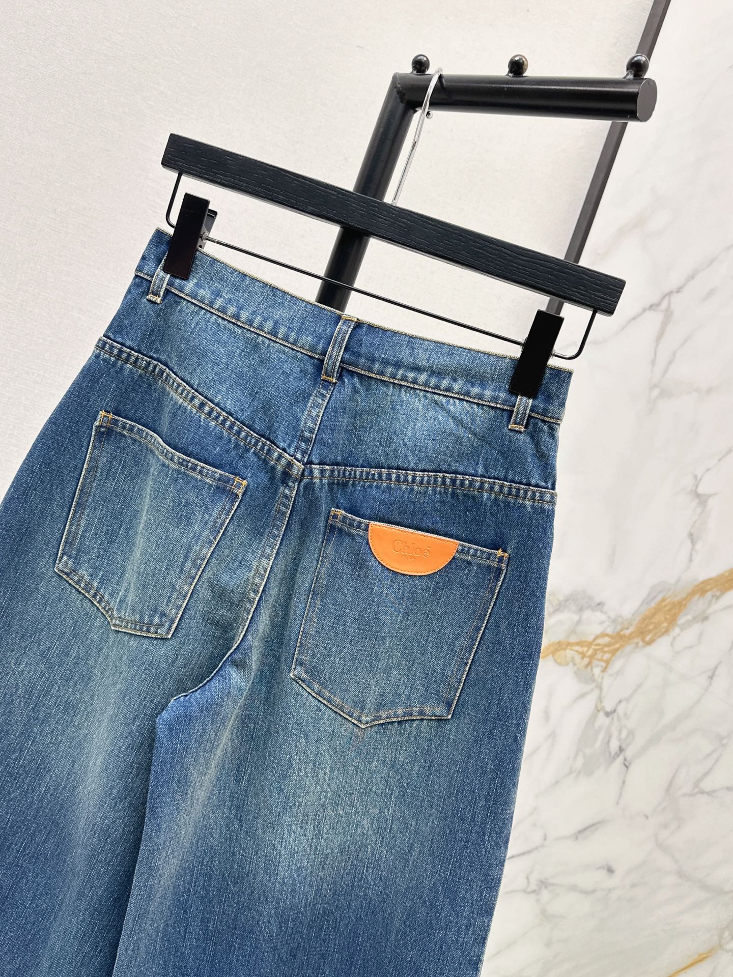 Chloe/26 Early Autumn Latest Straight-Leg Jeans