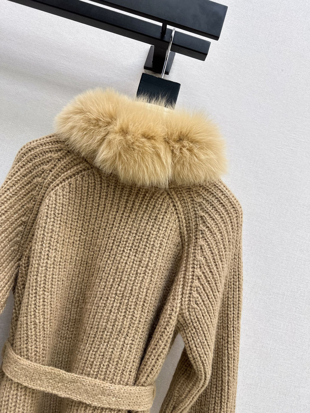 Fendi / 26 Fall/Winter Latest Fox Fur-Trimmed Knit Cardigan