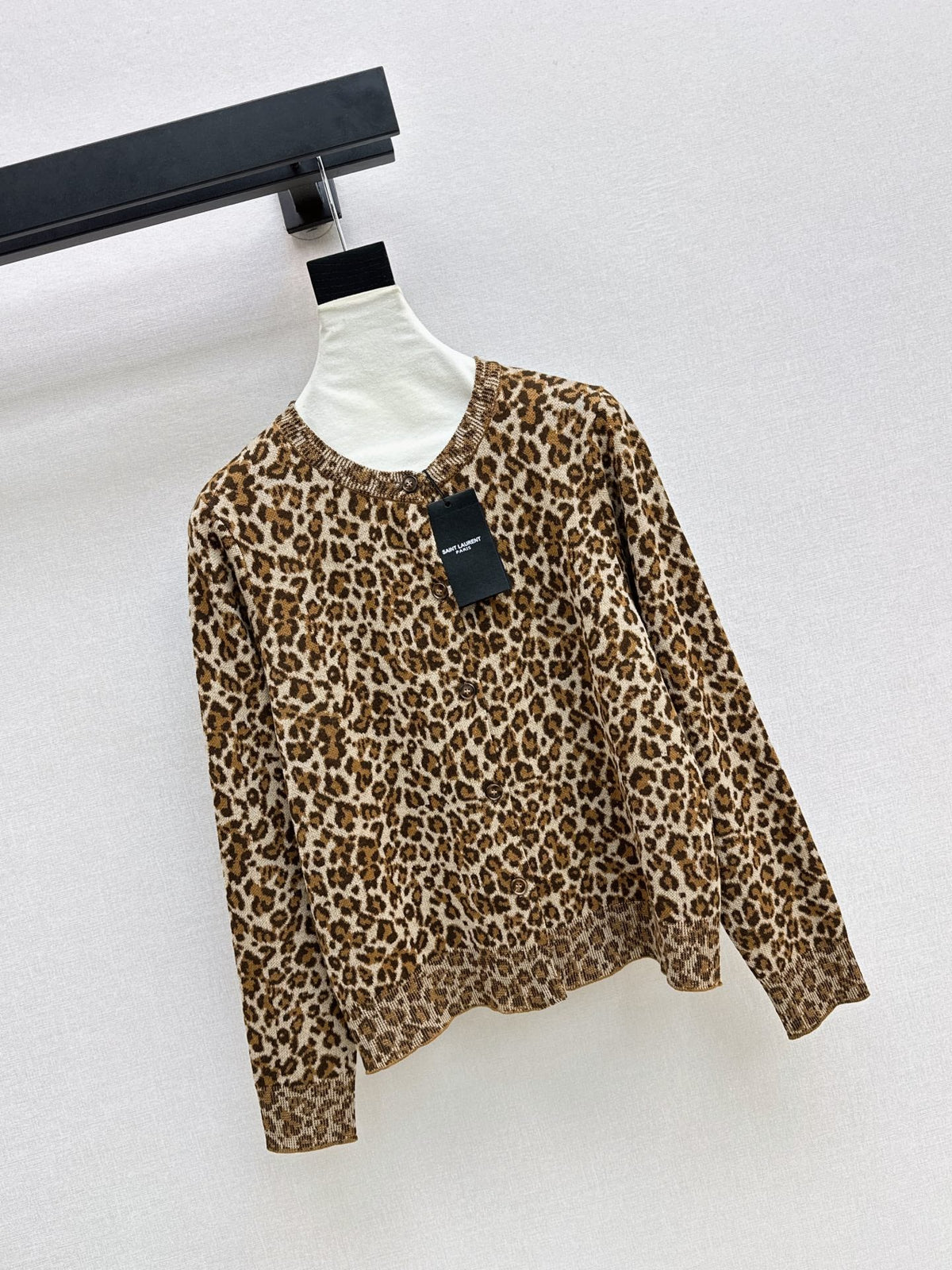 Yves Saint Laurent/26 Fall/Winter Latest Leopard Print Crewneck Cardigan