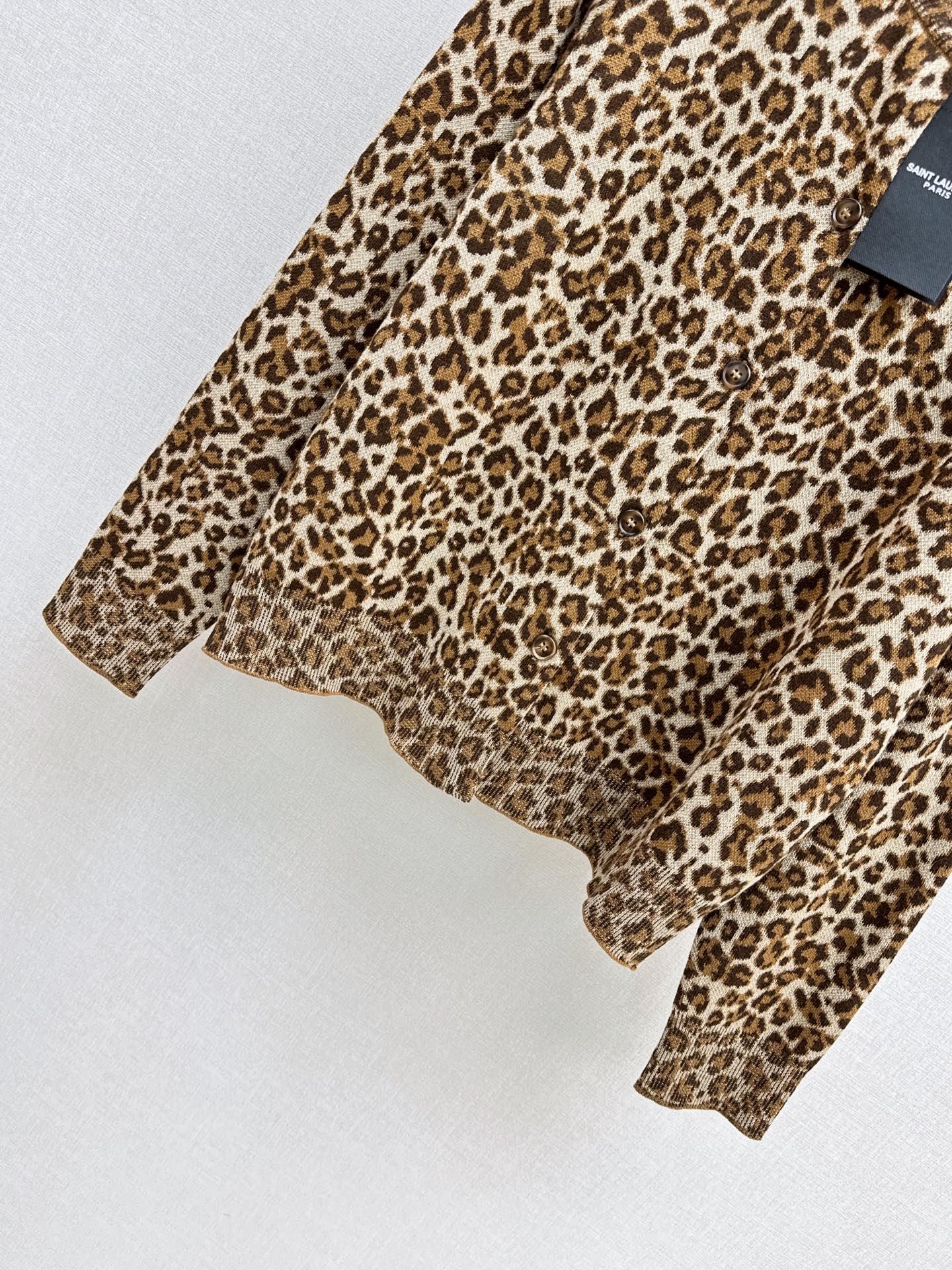 Yves Saint Laurent/26 Fall/Winter Latest Leopard Print Crewneck Cardigan