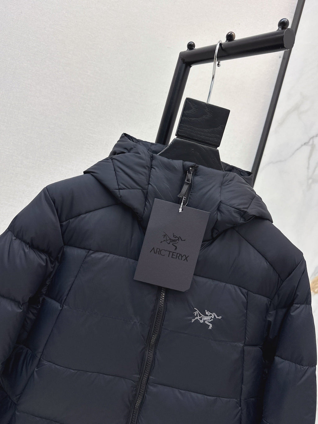 ARC'TERYX/ 26 Fall/Winter Latest Stand Collar Hooded Short Down Jacket