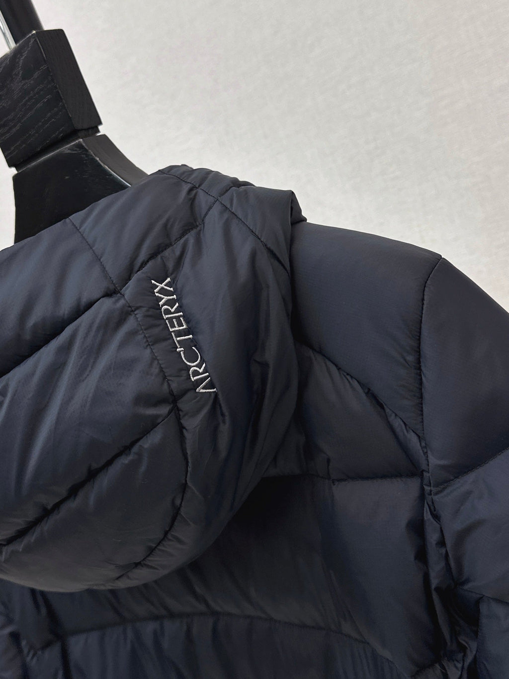 ARC'TERYX/ 26 Fall/Winter Latest Stand Collar Hooded Short Down Jacket